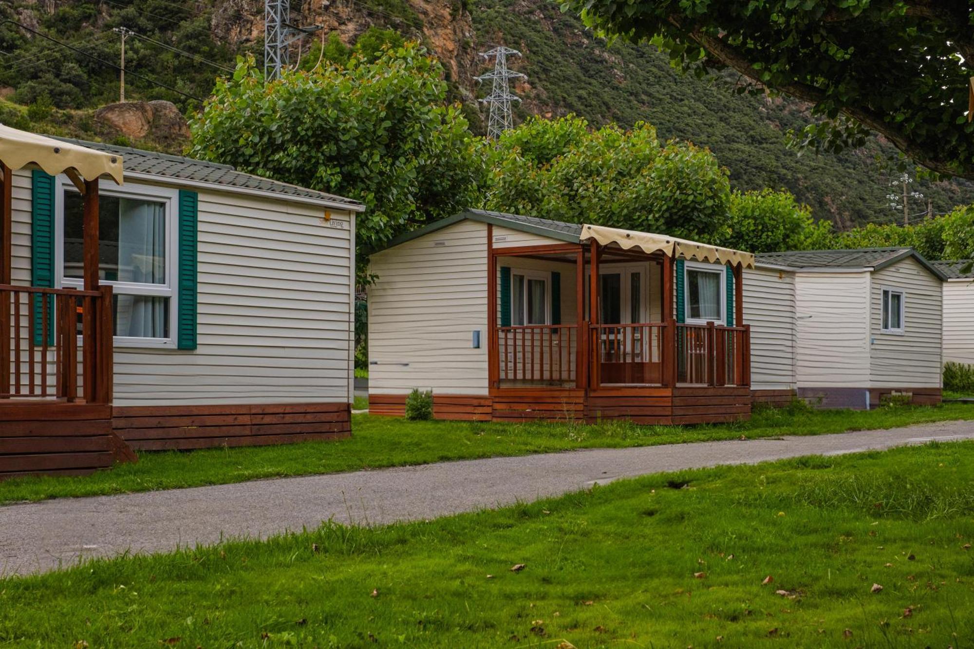 Frontera Bungalow Park Farga de Moles Экстерьер фото