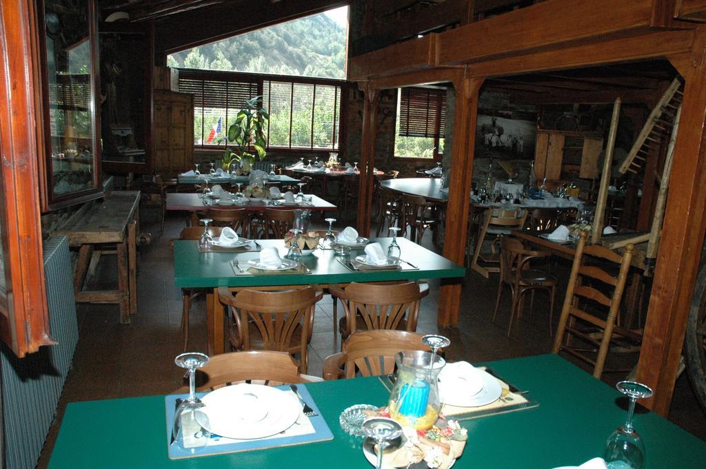 Frontera Bungalow Park Farga de Moles Экстерьер фото